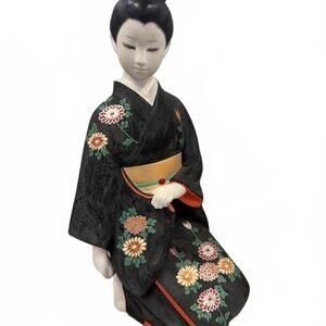 Hand-Painted Vintage Japanese Porcelain Geisha Figurine